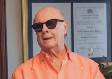 Video | Hipólito Mejía dice que programas “Plásticos por Útiles” enseñan a la gente a no esperar todo regalado