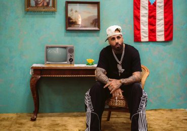 Nicky Jam llega como invitado a la residencia de Bad Bunny y canta sus éxitos
