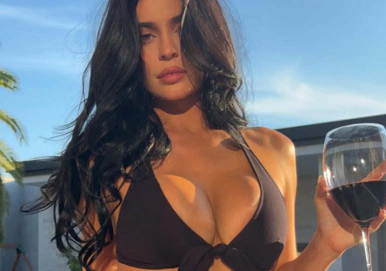 Kylie Jenner celebra su cumpleaños 28