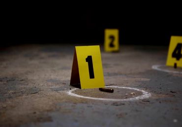 Padre denuncia que policías liberaron a su hijo de cárcel preventiva para luego asesinarlo