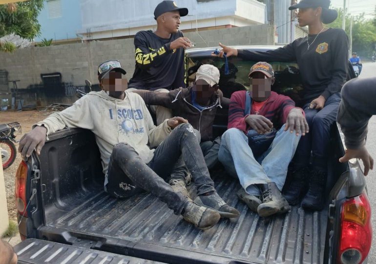 DGM despliega 25 operativos simultáneos en 13 provincias y detiene 876 indocumentados