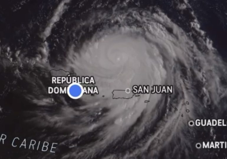 Huracán Erin disminuye a categoría 3