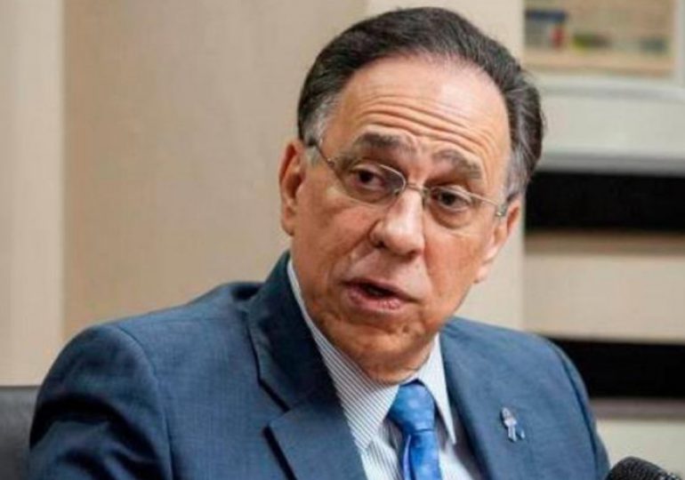 Vinicio Castillo afirma es injusto responsabilizar a Celso Marranzini por apagones