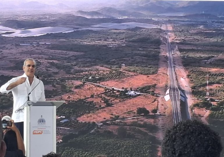 Desnivel de Pintura estará listo en octubre, anuncia presidente Abinader