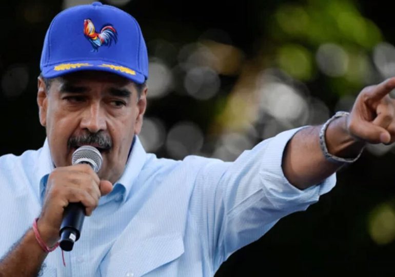 Maduro anuncia despliegue de 4,5 millones de milicianos ante "amenazas" de EEUU