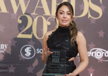 Magazine Awards 2025 reconoce a Iluminada Muñoz por su trayectoria comunicacional