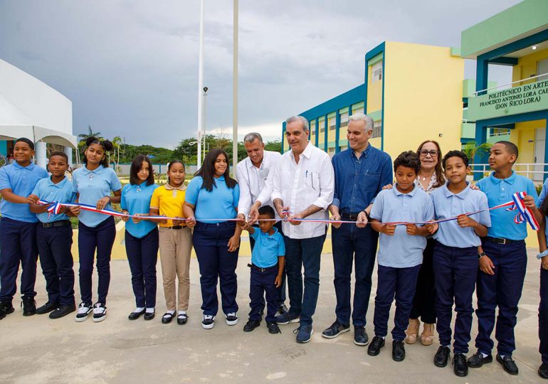 Presidente Abinader inaugura Politécnico en Artes Francisco Antonio Lora Cabrera