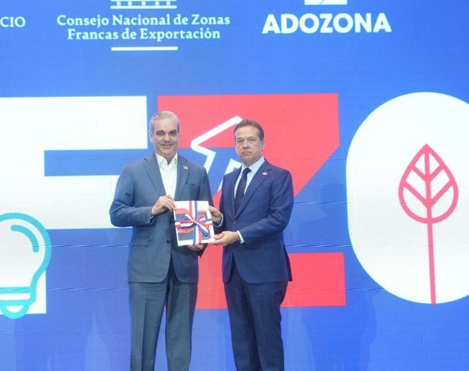 MICM presenta estrategia para fomentar la industria de semiconductores en RD  