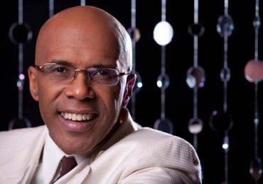 Ramón Orlando regresa a Lungomare con una noche de merengue y baladas