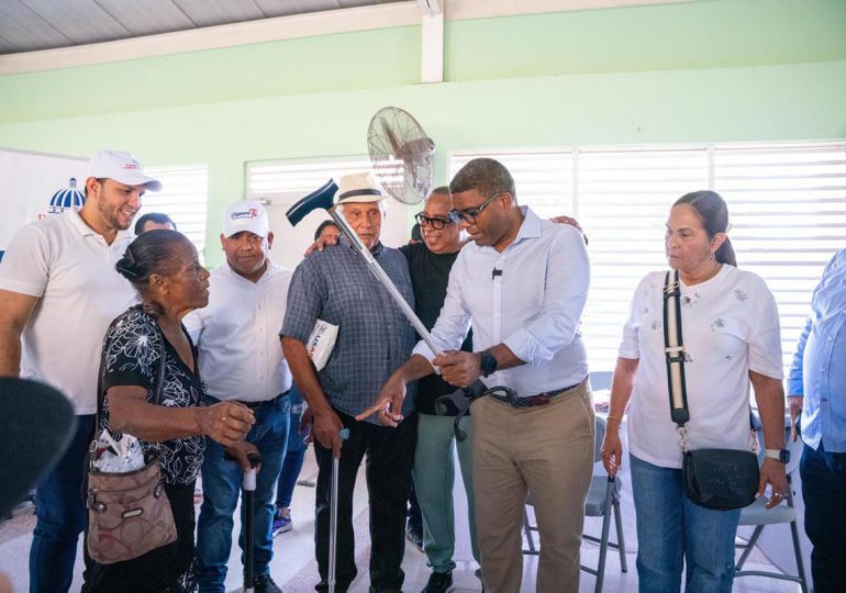 Robert Polanco afirma Gobierno devuelve en servicios lo que la gente paga en impuestos