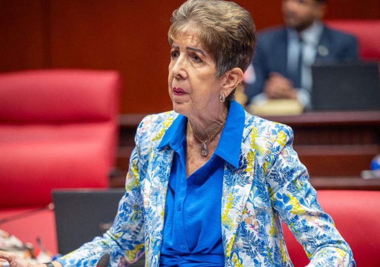 Senadora Ginette Bournigal impulsa proyecto de ley para exenciones médicas
