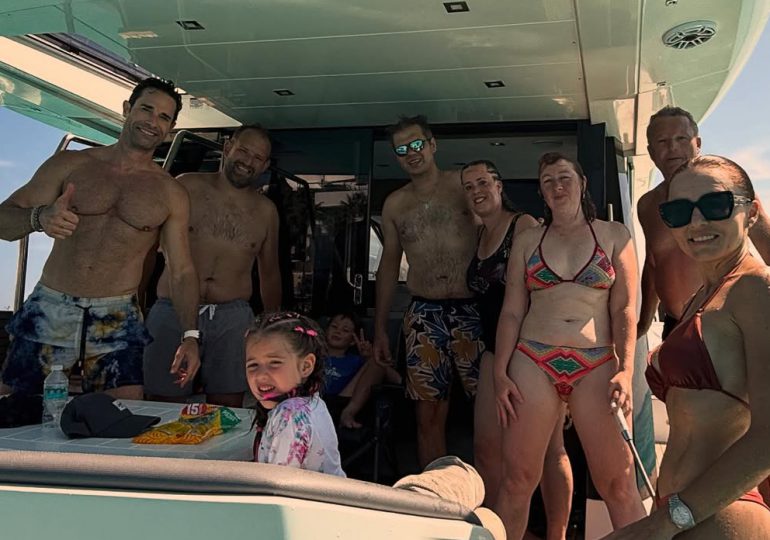 Sebastián Rulli comparte un fin de semana en el mar junto a Angelique Boyer