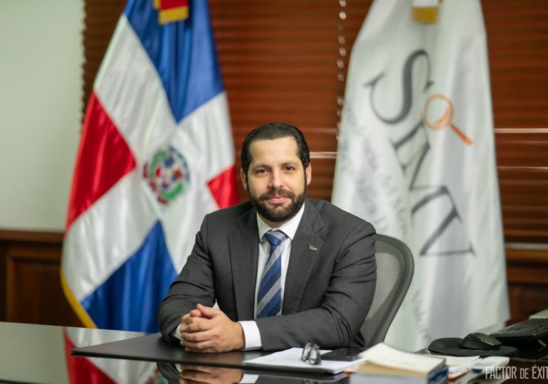 Superintendente del Mercado de Valores destaca crecimiento e impacto del sector en la economía dominicana