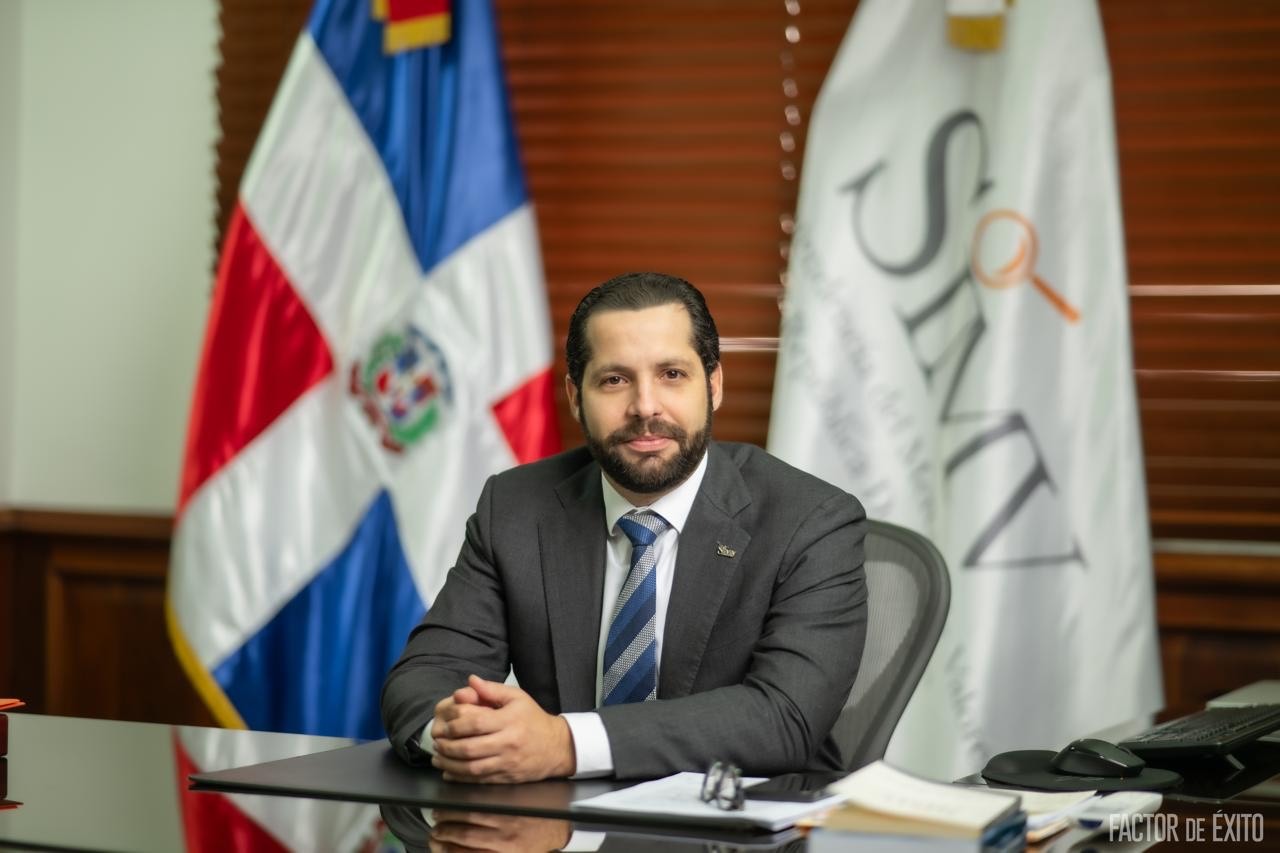 Superintendente del Mercado de Valores destaca crecimiento e impacto del sector en la economía dominicana