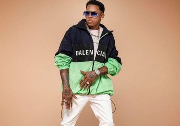 Toxic Crow se queja de los apagones y de alta factura eléctrica: "Hay que irse de RD"