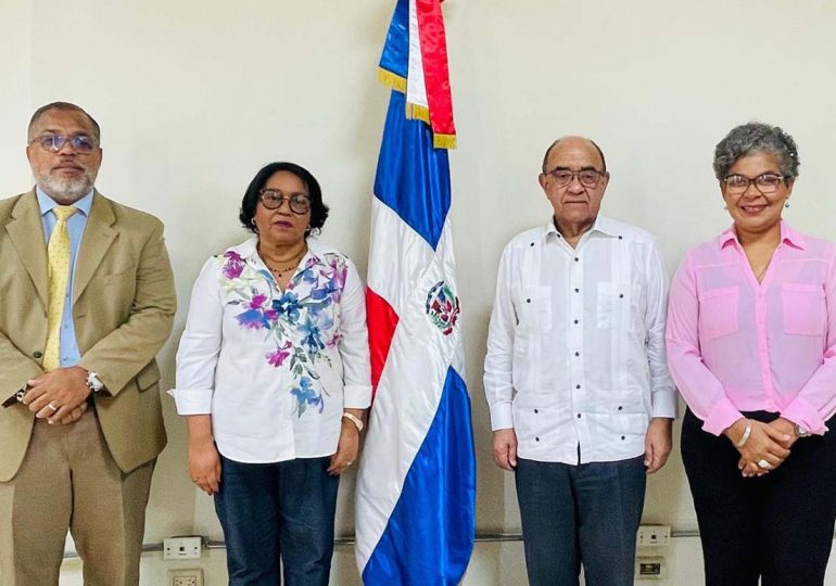 Tres planchas compiten para dirigir el Colegio de Periodistas en el DN