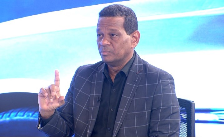 Cedeño responde a Cirilo Guzmán: Multa de Parquéate Bien está amparada en la ley 63-17