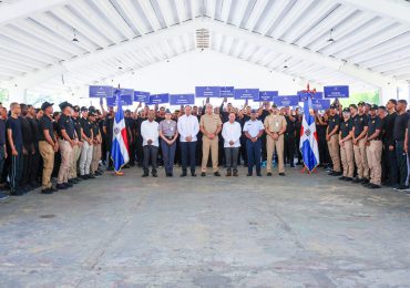 Director de Migración exhorta al cumplimiento del deber en defensa de la soberanía nacional