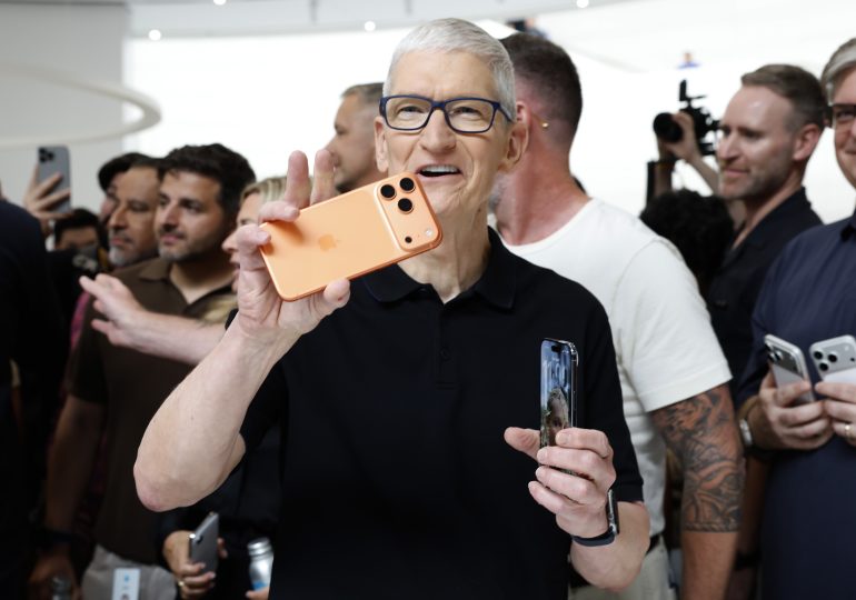 Apple pone a dieta al iPhone, Bezos quiere un Rappi y otros clics tecnológicos en América