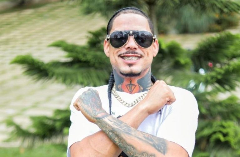 Carlos Montesquieu es el primer participante confirmado de La Casa de Alofoke 2