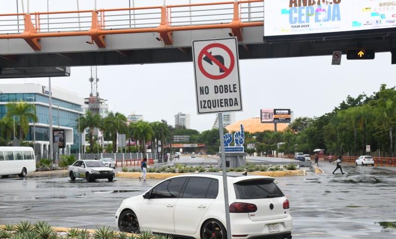 Gabinete de Transporte informa continuidad de la Fase IV de restricción de giros a la izquierda en la Av. Núñez de Cáceres con John F. Kennedy