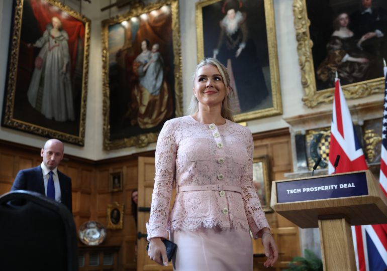 La Casa Blanca confirma que recibió una carta con "muchas mentiras" enviada por Maduro