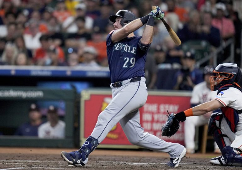 Cal Raleigh rompe récord de Ken Griffey Jr. en Seattle