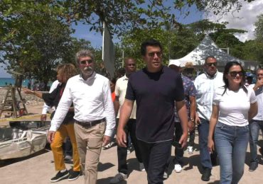 Video | David Collado recorre parque submarino La Caleta e informa entrega en 30 días