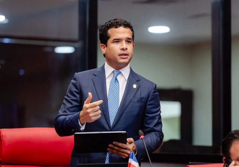 Video | Gobierno aumenta RD$34,000MM al gasto corriente, denuncia Omar Fernández