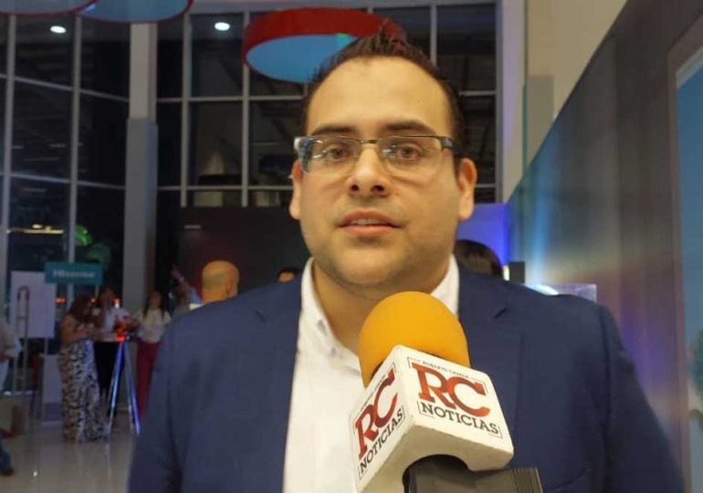 Video | Hisense y Tiendas Corripio presentan en República Dominicana el televisor más grande y avanzado del mercado