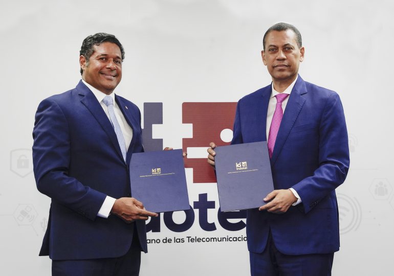 INDOTEL e Internet Society firman acuerdo para impulsar conectividad e inclusión digital en el país
