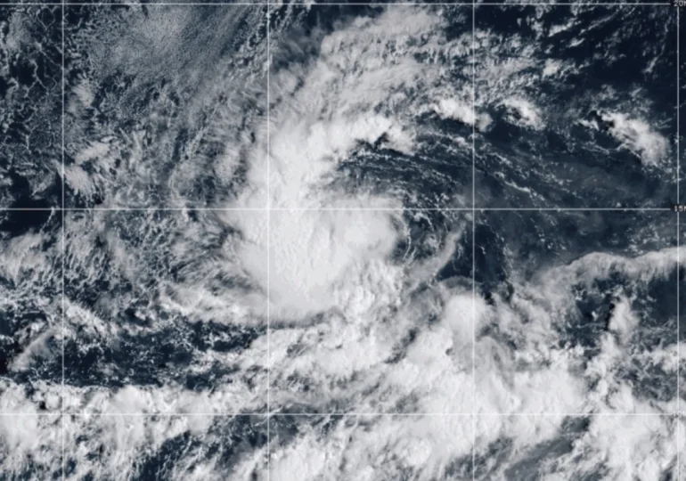 Se forma en el océano pacífico tormenta tropical Kiko; podría convertirse en huracán