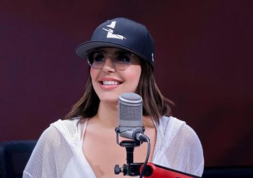 Laura Bonnelly anuncia su salida del programa radial ‘Juego de damas radio’