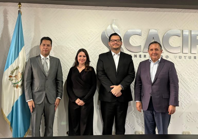 Visión dominicana en Guatemala: Jatzel Román expone panorama político a empresarios