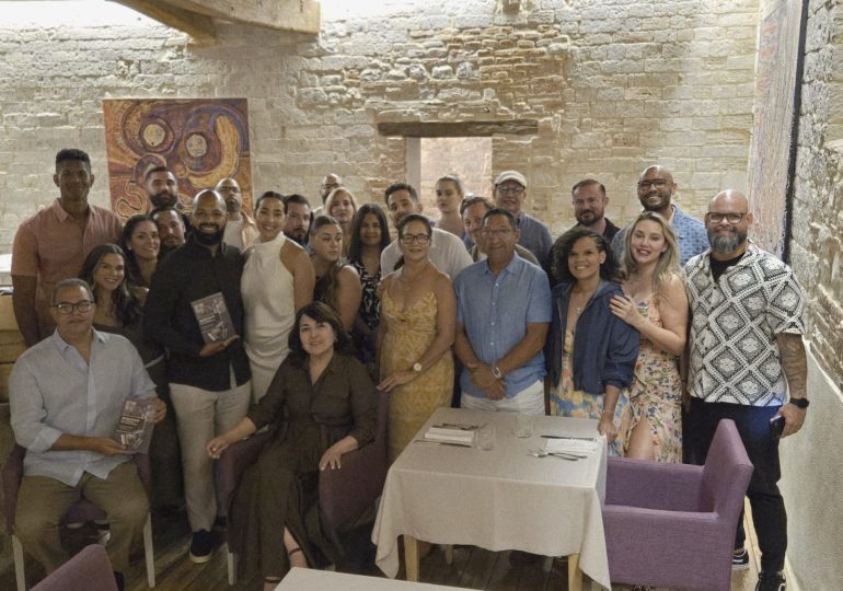 Máximo Jiménez presenta en Italia su libro “Merengue: Obra periodística en La Nación”