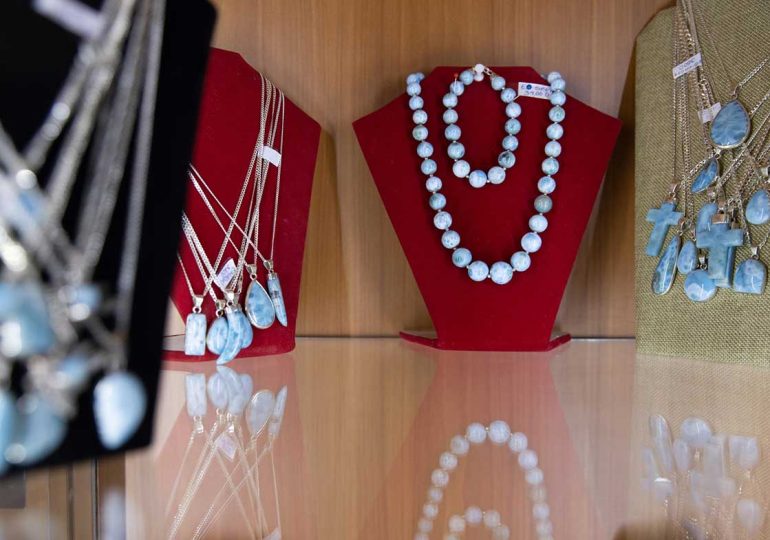 Video | La única mina de larimar del mundo, en República Dominicana, busca mejorar su seguridad