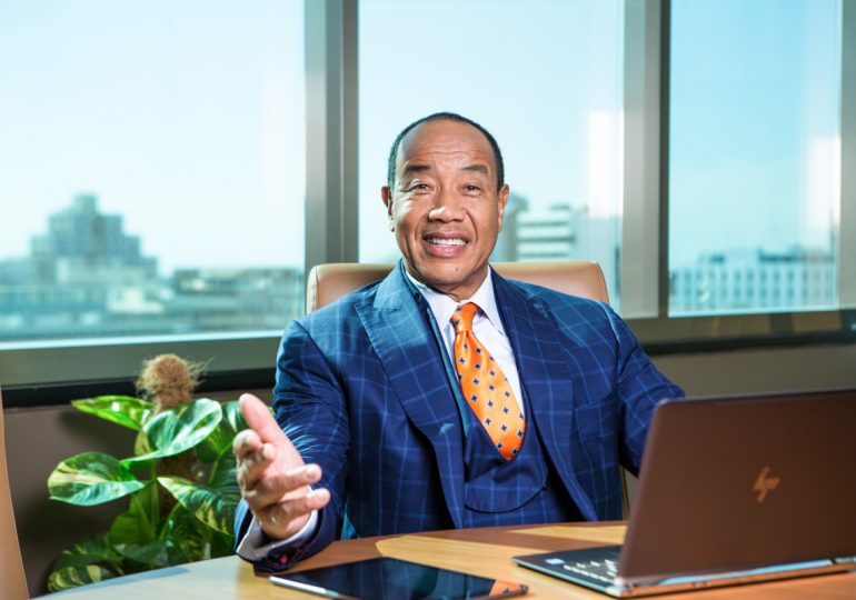 Desmienten Fiscalía activara alerta de Interpol contra Michael Lee-Chin