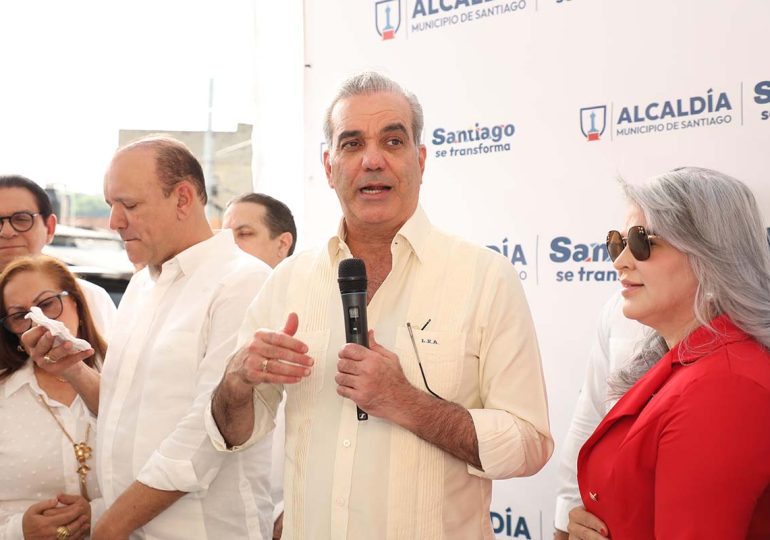 Video | Presidente Abinader transfiere RD$658 millones al Ayuntamiento para el remozamiento del Hospedaje Yaque