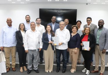 Participación Ciudadana presenta congresistas diagnóstico y propuestas de reforma a las leyes de partidos y régimen electoral