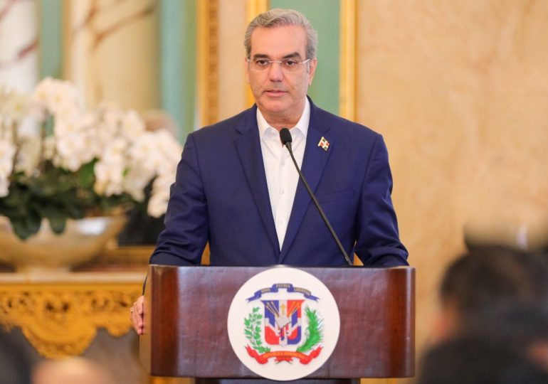 Presidente Abinader celebra acuerdo de paz en Gaza y reconoce liderazgo de Donald Trump