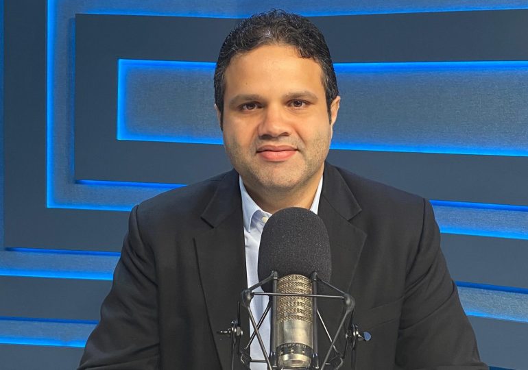 Richard Medina: El FMI fue más duro en sus recomendaciones; antes de subir impuestos hay que controlar el gasto