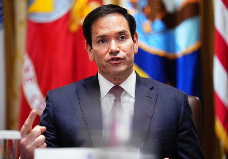 Rubio dice que no va a especular "sobre lo que pueda suceder" en el Caribe