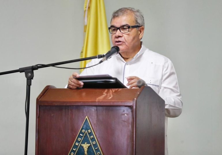 Senén Caba denuncia deterioro de hospitales y privatización del sistema de salud