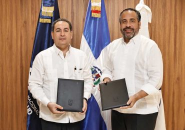 Servicio Nacional de Salud e INEFI firman convenio para garantizar servicios de salud durante los Juegos Deportivos Escolares