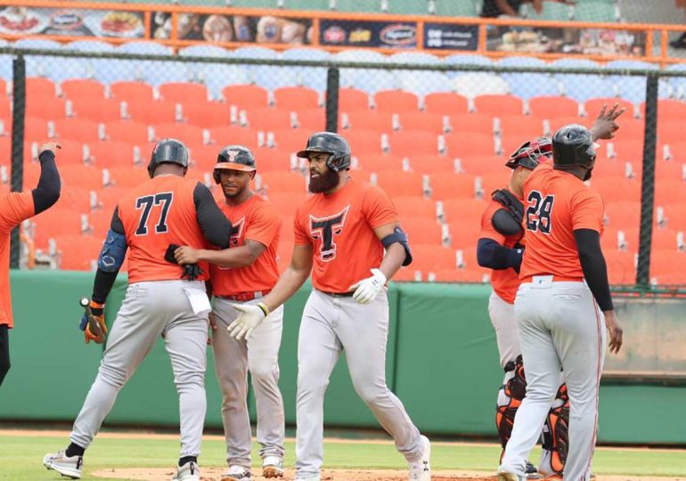 Toros reciben integraciones en segunda semana de entrenamientos