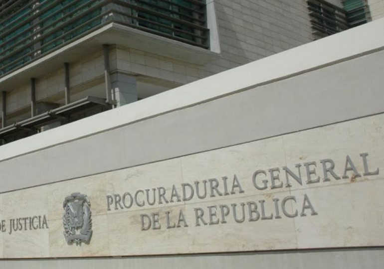 Tres meses de prisión preventiva a conductor que atropelló agente de la Digesett en el Ensanche Luperón