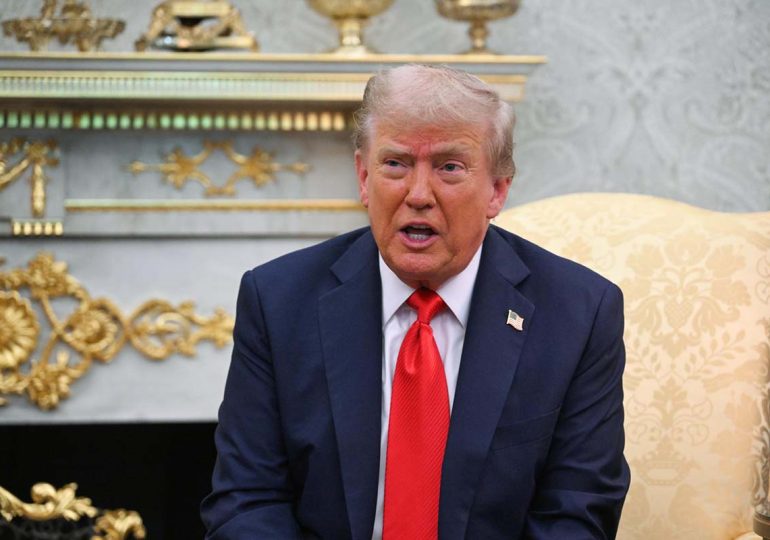 Trump advierte a Venezuela que derribará sus cazas si ponen en peligro a militares de EEUU