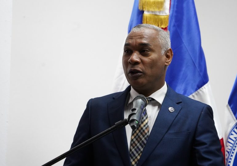 Decano Gerardo Roa expresa condolencias por fallecimiento de la destacada comunicadora María Cristina Camilo