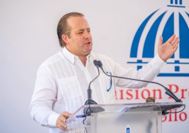 Paliza entrega nueva estación de la Policía Nacional en Sosua; anuncia plan de relanzamiento y puesta en valor del destino