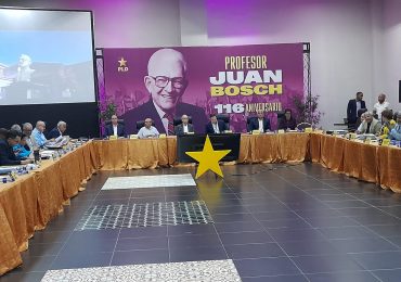 Inicia reunión del Comité Político del PLD en medio de expectativas